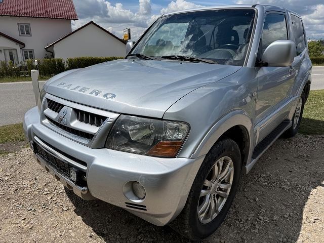 Bild des Angebotes Mitsubishi Pajero 3.2 DI-D Dakar