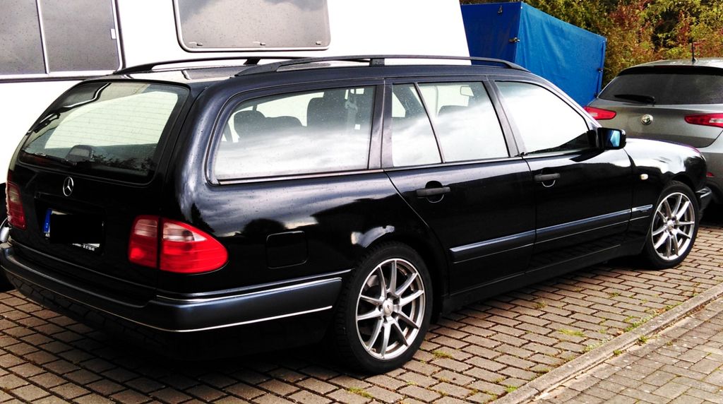 Bild des Angebotes Mercedes-Benz E 200T, Autogas, 7-Sitzer, AHK
