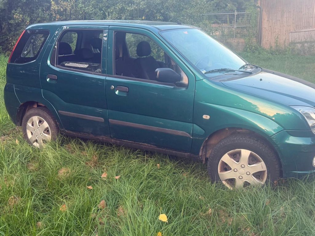 Subaru Justy 1.3 - G3X Allrad + Anhängerkupplung