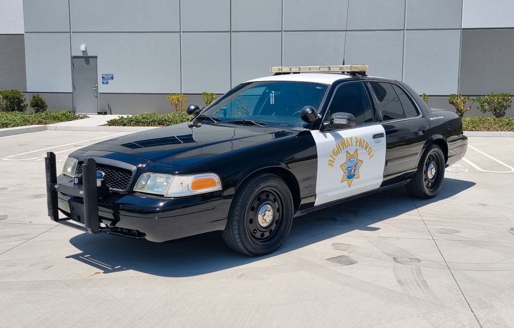 Bild des Angebotes Ford Crown Vic Police Interceptor *Highway Patrol*
