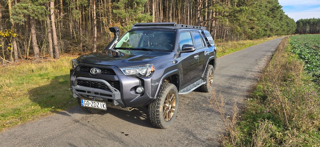 Bild des Angebotes Toyota 4-Runner ready for overlanding