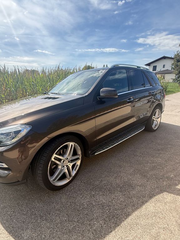 Bild des Angebotes Mercedes-Benz ML 350 BlueTEC 4MATIC AMG Line