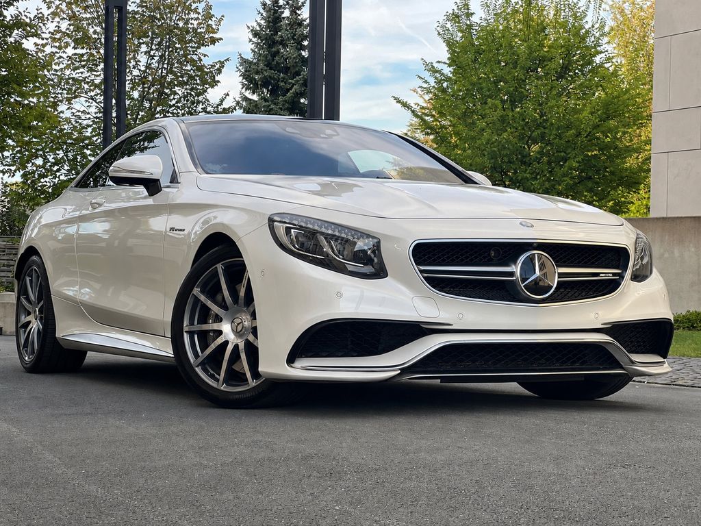 Bild des Angebotes Mercedes-Benz S 63 AMG 4MATIC Coupé