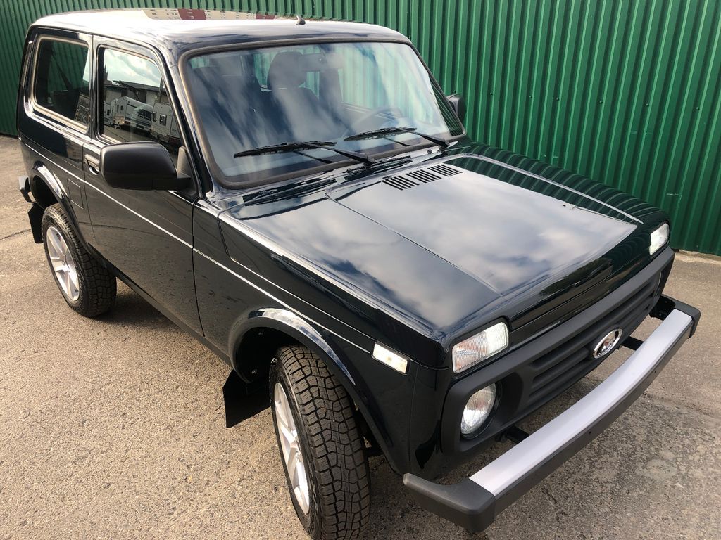 Lada Niva "PREMIUM PLUS" KLIMA/ SITZHEIZUNG AET-2026!