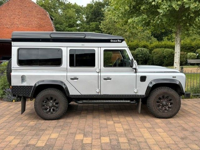 Land Rover Defender 110 SW Ex-Tec-Umbau