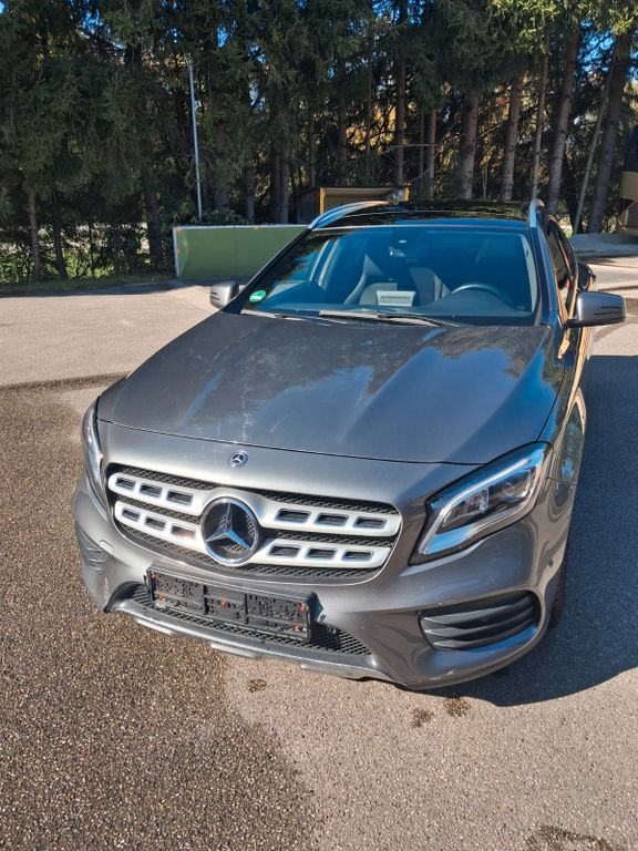 Bild des Angebotes Mercedes-Benz GLA 250 4MATIC DCT Urban