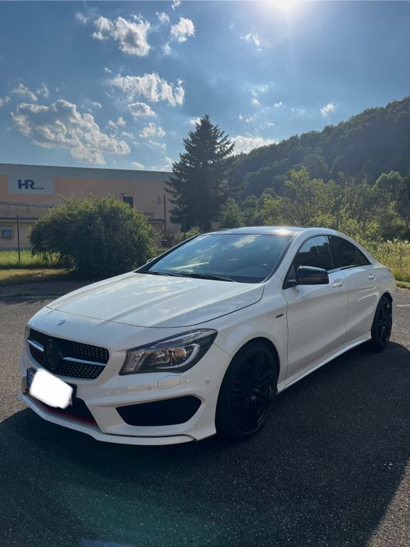 Bild des Angebotes Mercedes-Benz CLA 250 DCT OrangeArt Edition OrangeArt Edition