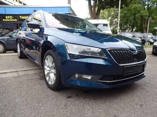 Bild des Angebotes Skoda Superb 2.0 TDI SCR 140kW DSG 4x4 Style Combi