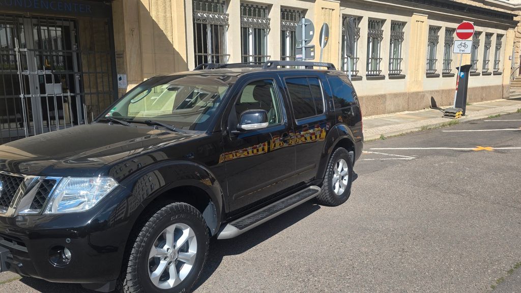 Bild des Angebotes Nissan Pathfinder 2.5 dCi DPF SE 4WD Automatik SE