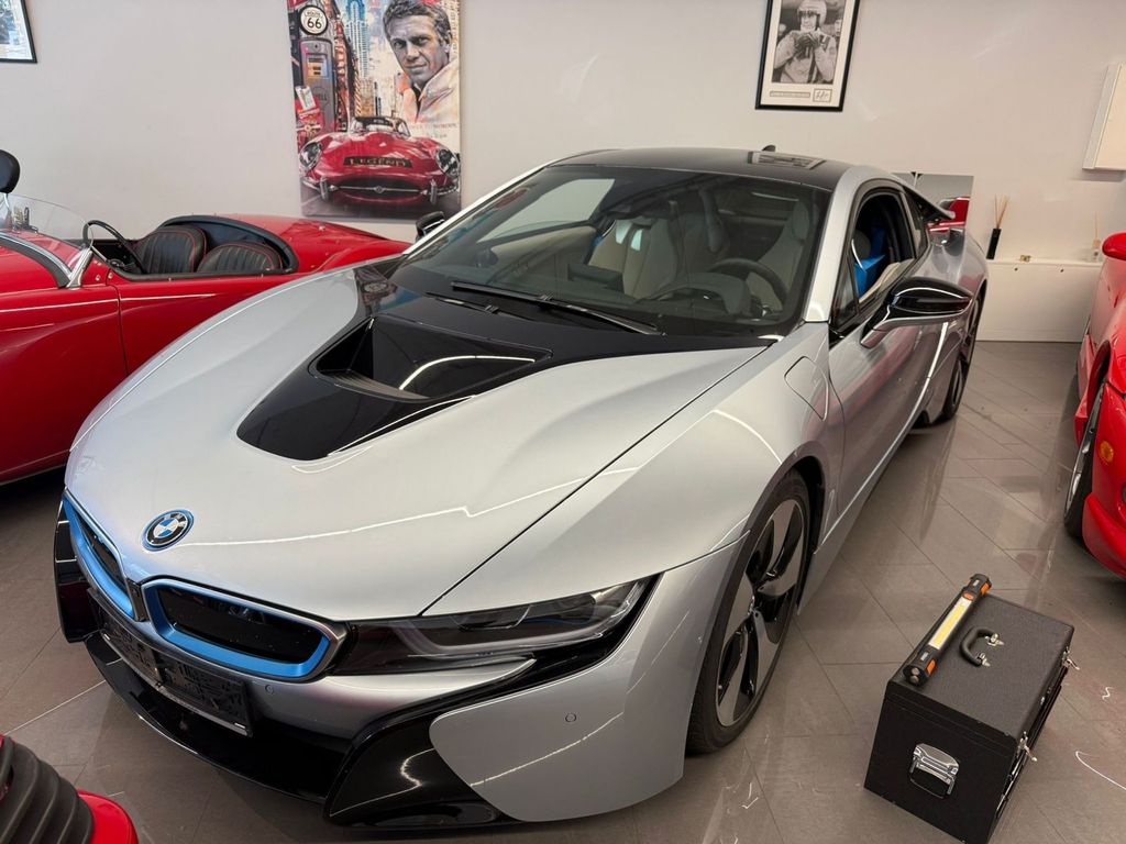 Bild des Angebotes BMW i8 Coupe Pure Impulse*ORIG3900KM*EINMALIG*