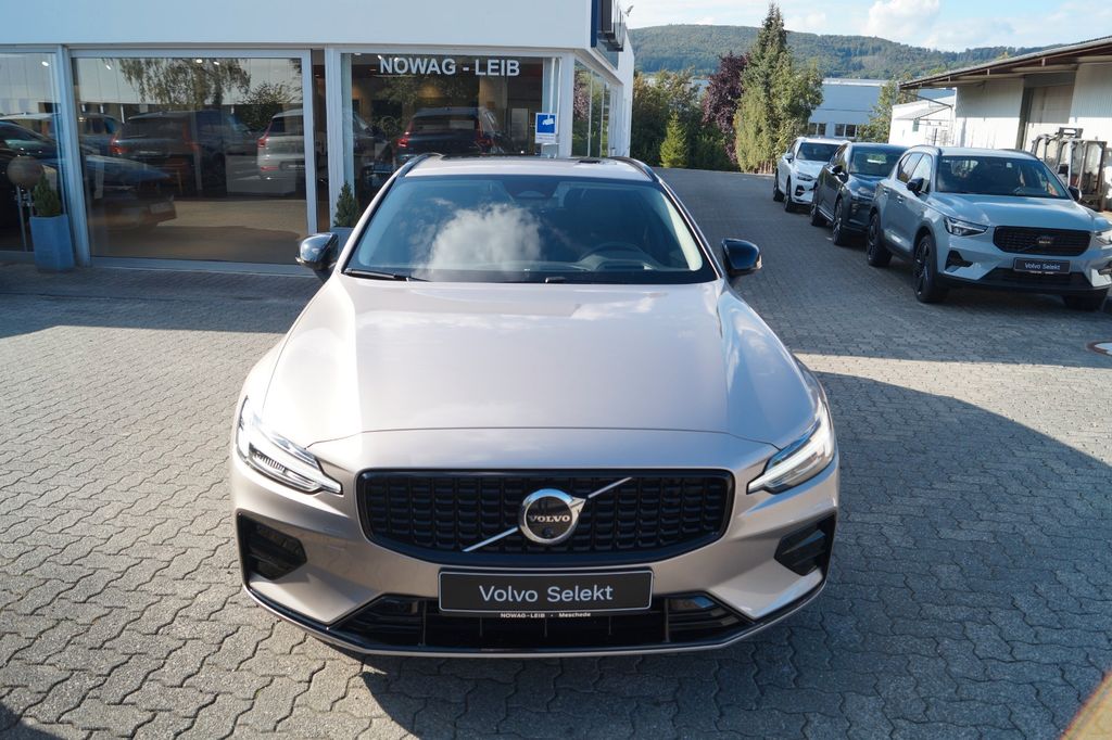 Bild des Angebotes Volvo V60 B4 Benzin Plus Dark DKG/Panorama/HeadUp/360°