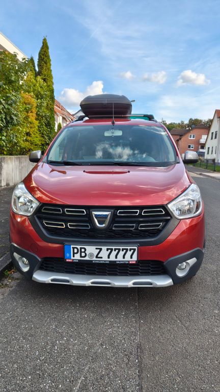 Bild des Angebotes Dacia Lodgy TCe 130 Stepway Stepway