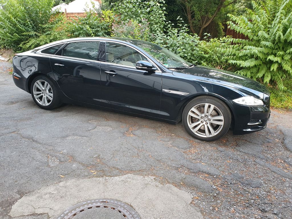 Bild des Angebotes Jaguar XJ Premium Luxury  3,0 l Diesel  Langversion