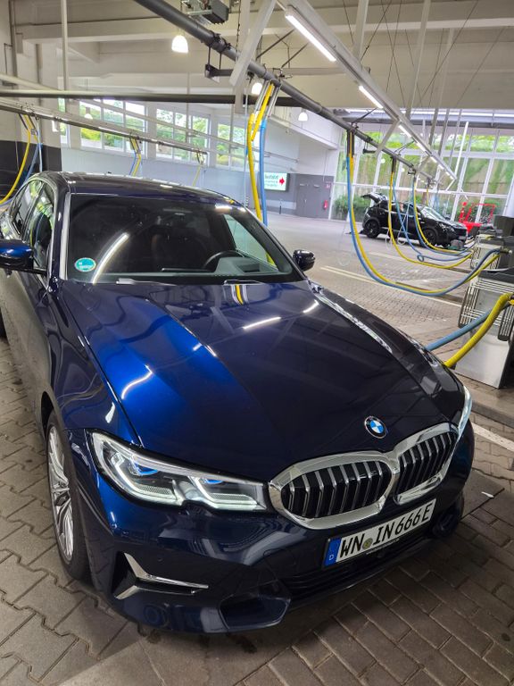 Bild des Angebotes BMW 330e Luxury Line Automatik Luxury Line