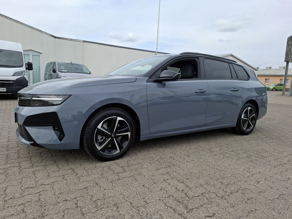 Opel Astra L Sports Tourer 1.2 GS Hybrid FACEL. LED