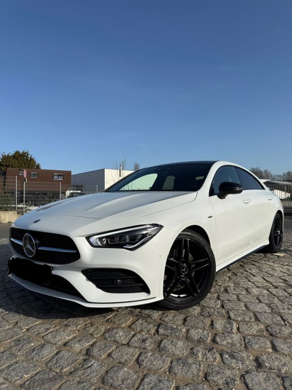 Bild des Angebotes Mercedes-Benz CLA 220 4MATIC AMG coupe junge Sterne