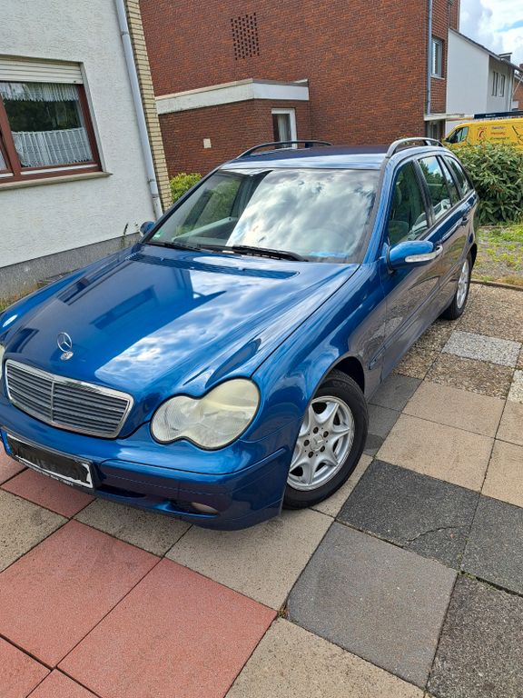 Bild des Angebotes Mercedes-Benz 220