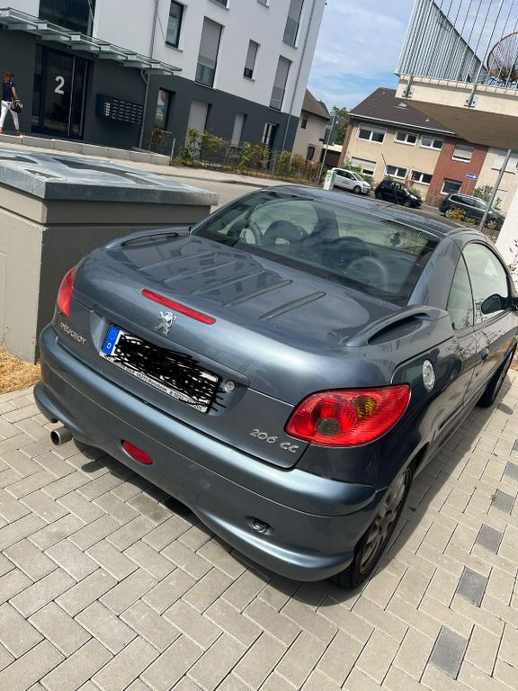 Bild des Angebotes Peugeot 206 CC Tendance 110 Tendance