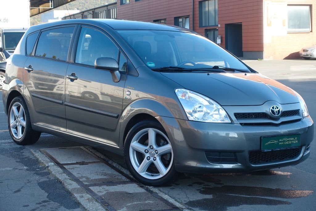 Bild des Angebotes Toyota Corolla Verso 2.2 D-CAT Sol*7-SITZE*AHK*PDC*TEMP