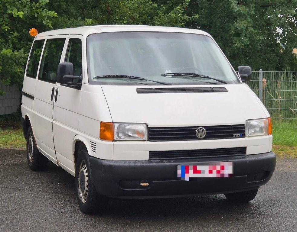 Bild des Angebotes Volkswagen T4 Caravelle 2,5 TDI 65kW/9 Sitzer/