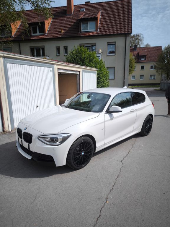 Bild des Angebotes BMW 120d -xDrive M Paket