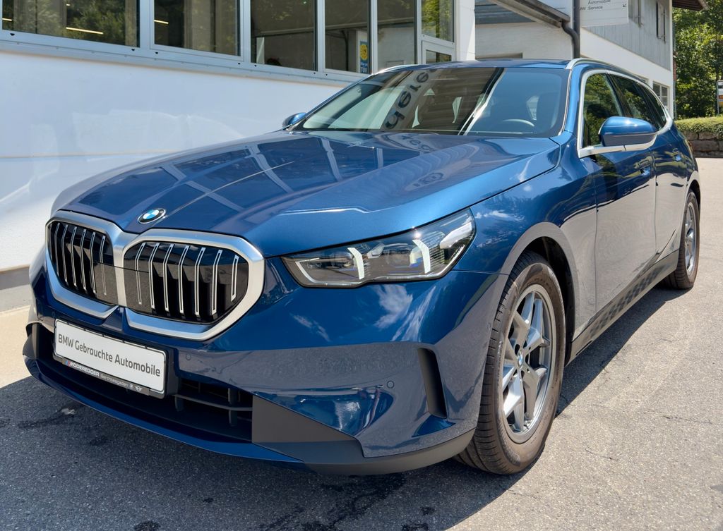 Bild des Angebotes BMW 520d Touring H/K|Comfort|Travel|Sitzbelüftung