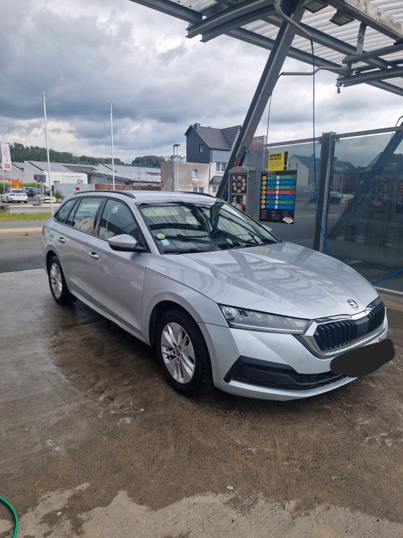 Bild des Angebotes Skoda Octavia 2.0 TDI 85kW TOUR COMBI TOUR
