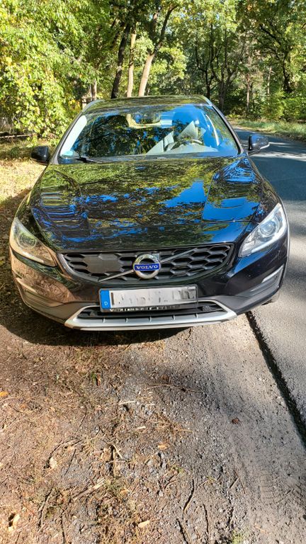 Bild des Angebotes Volvo V60 Cross Country D4 AWD Geartronic Summum