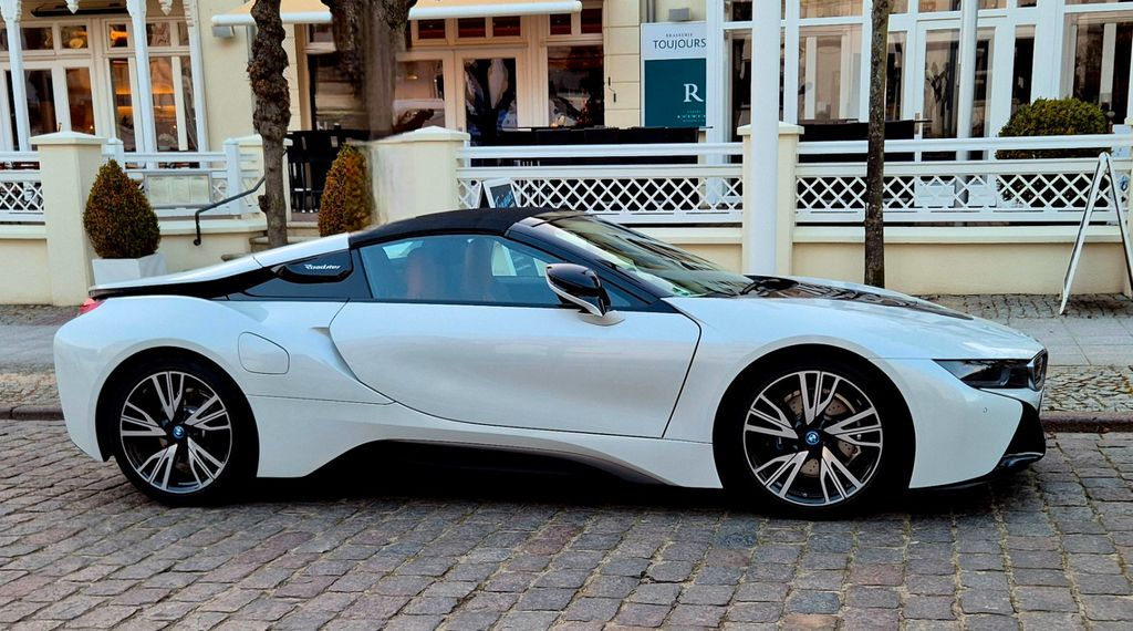 Bild des Angebotes BMW i8 Roadster -