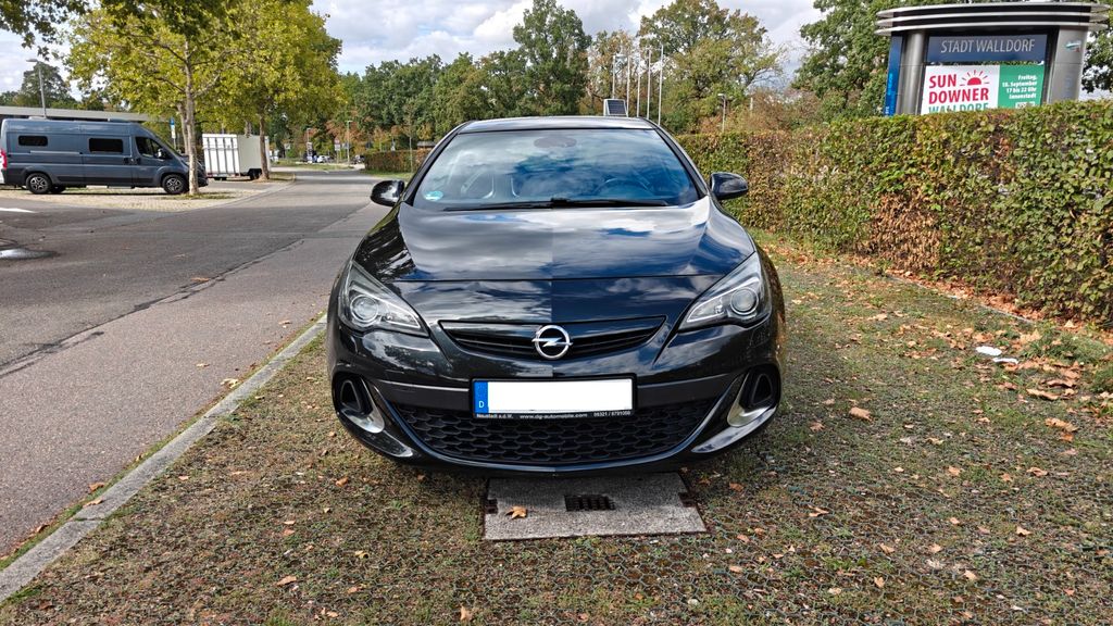 Opel Astra GTC OPC *280PS *20Zoll* Tempomat