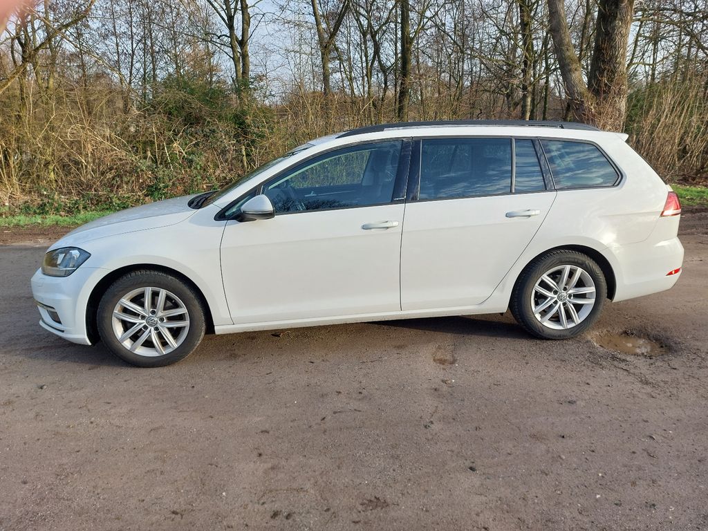 Bild des Angebotes Volkswagen Golf 1.5 TGI BlueMotion DSG UNITED Variant U...