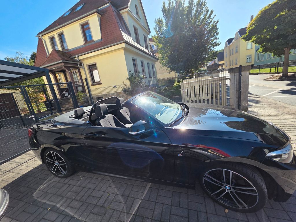 Bild des Angebotes BMW 220i Cabrio M Sport zum Spezialwinterpreis