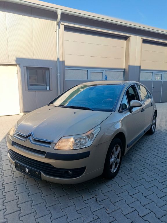 Bild des Angebotes Citroën C4 HDi 90 FAP Style Style