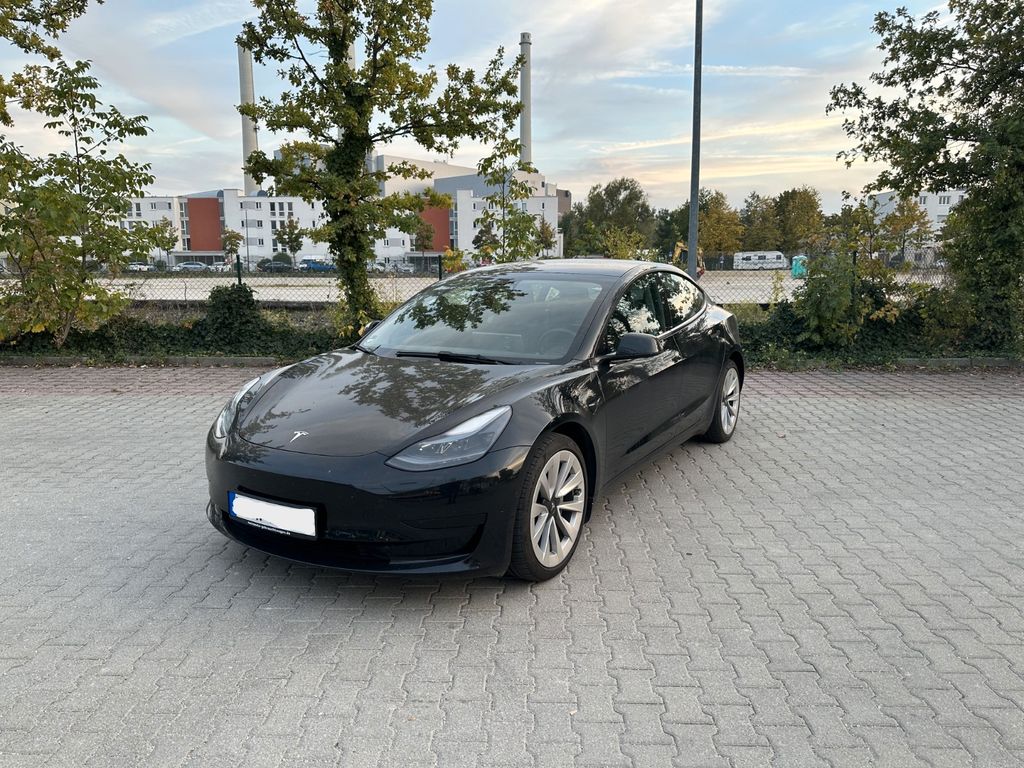 Bild des Angebotes Tesla Model 3 Hinterradantrieb RWD