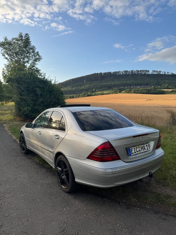 Bild des Angebotes Mercedes-Benz C 230 KOMPRESSOR Classic