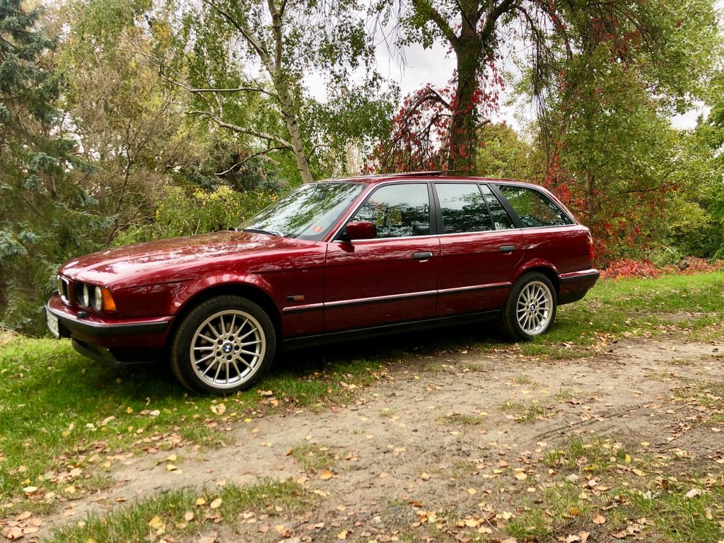 BMW 525iX touring mit 76.000 Km