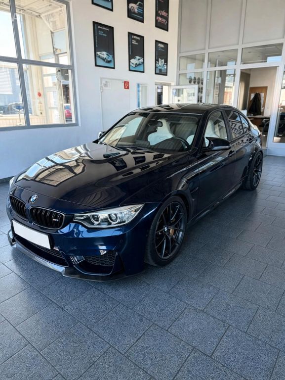 BMW M3 Limousine F80, Titanauspuffanlage, Sonderlack
