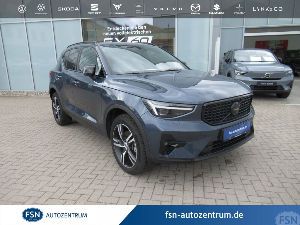 Bild des Angebotes Volvo XC40 B3 Plus Black Edition