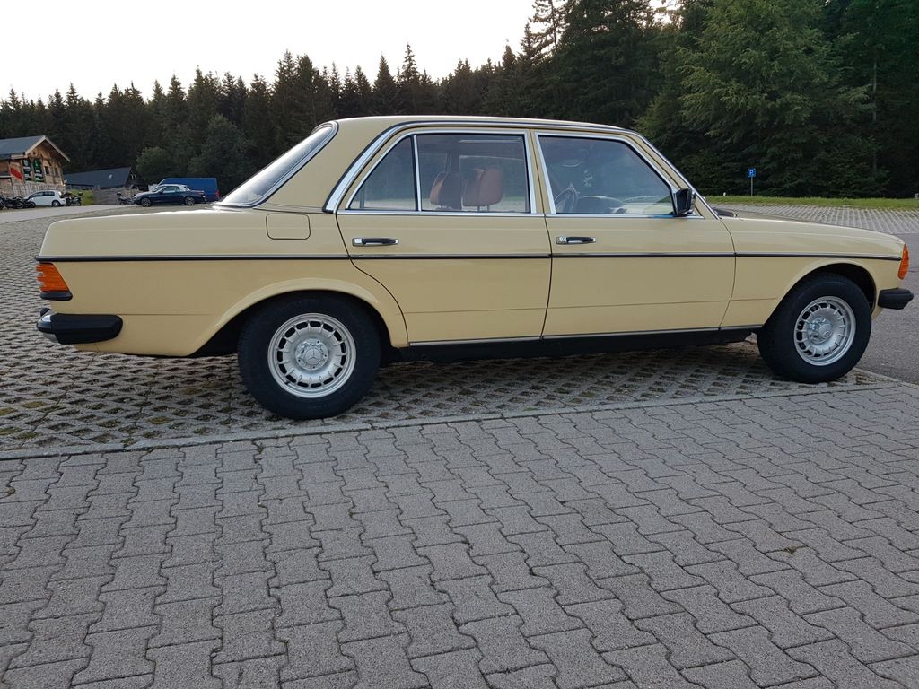 Bild des Angebotes Mercedes-Benz 300 D Aut. seltene 1.Serie