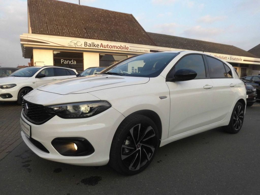 Bild des Angebotes Fiat Tipo 5-T. S-Design *XENON*SHZ*KAMERA*CARPLAY*PDC
