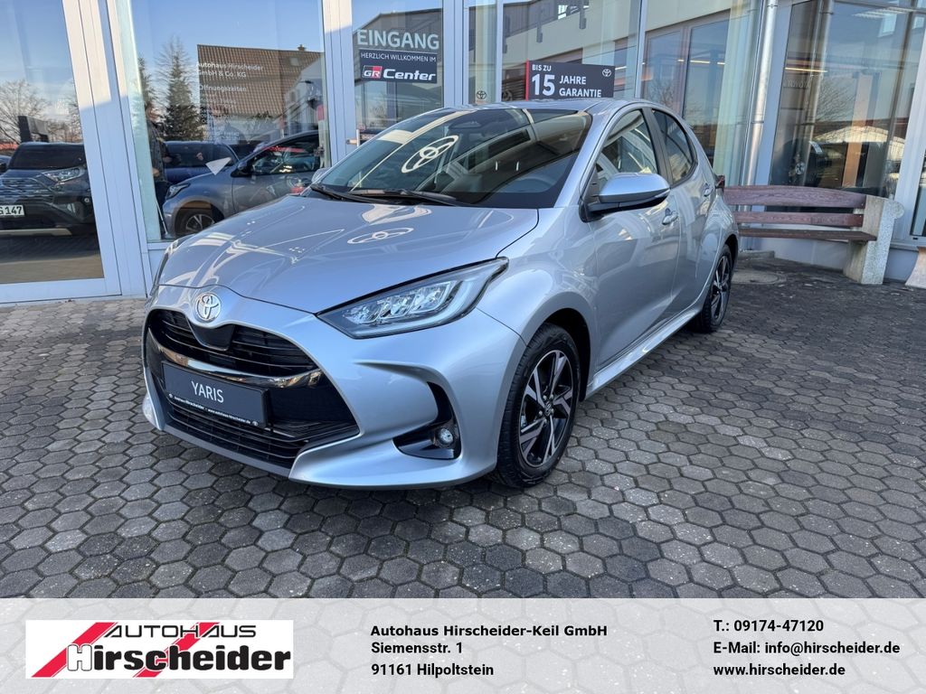 Bild des Angebotes Toyota Yaris 1,5 l Hybrid Teamplayer*Comfort-Paket*