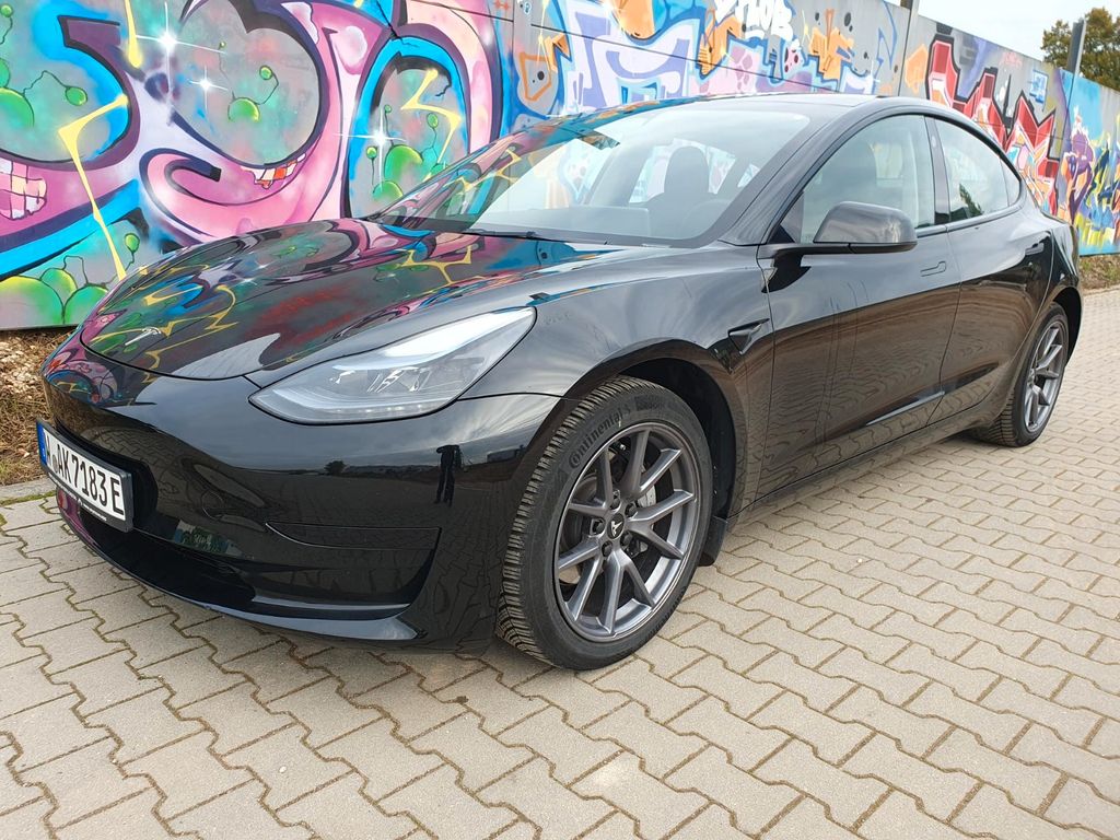 Bild des Angebotes Tesla Model 3 Basis RWD Standard, Allwetterreifen