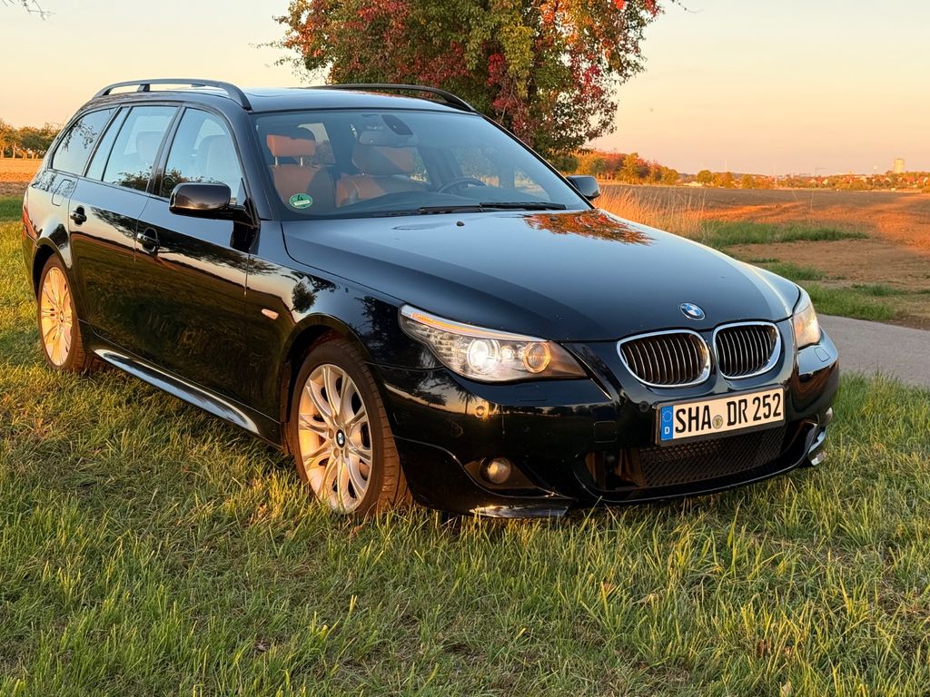 Bild des Angebotes BMW 5er M-Sportpaket  ACC Head-Up Komfort