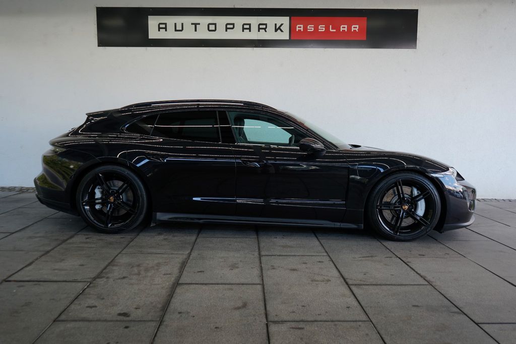Bild des Angebotes Porsche Taycan GTS Sport Turismo BLACK/HAL/PANO/HUD/21z