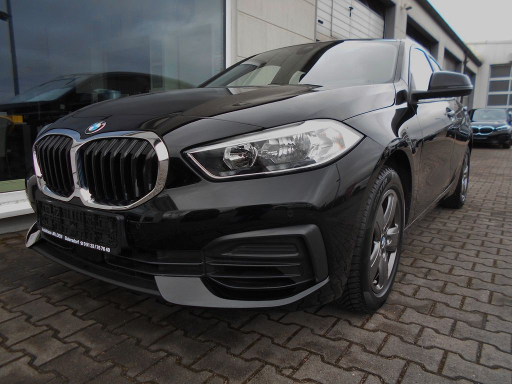 Bild des Angebotes BMW 118i F40 -NAVI-SITZHEIZUNG-PDC-WLAN-MFL-ALU-