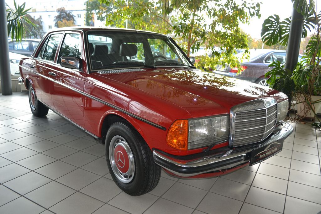 Bild des Angebotes Mercedes-Benz 280 E. 2.Hand.Schiebedach.Oldtimer W123