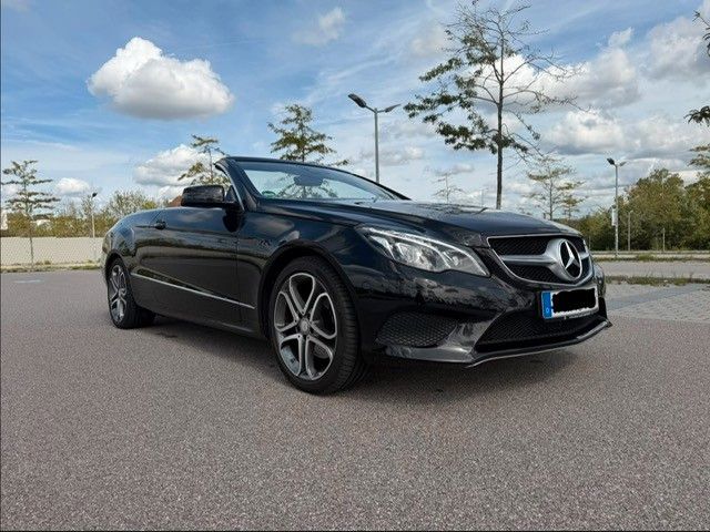 Bild des Angebotes Mercedes-Benz E 320 BlueEFFICIENCY Cabriolet