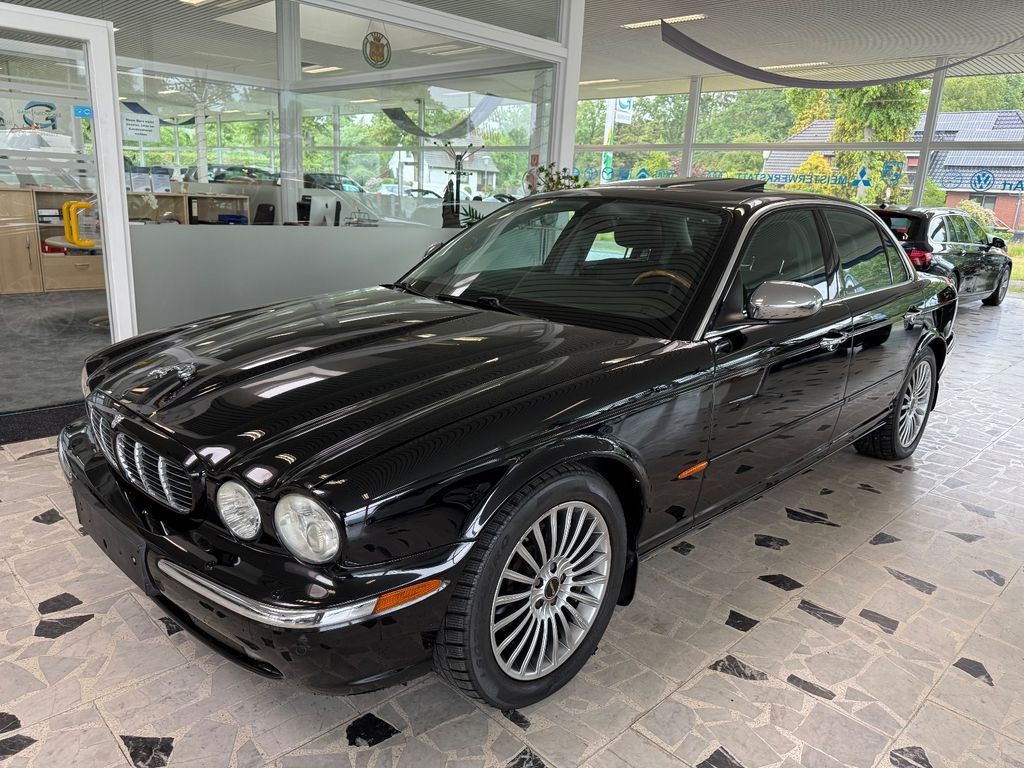 Bild des Angebotes Jaguar XJ8 4.2 Liter Executive