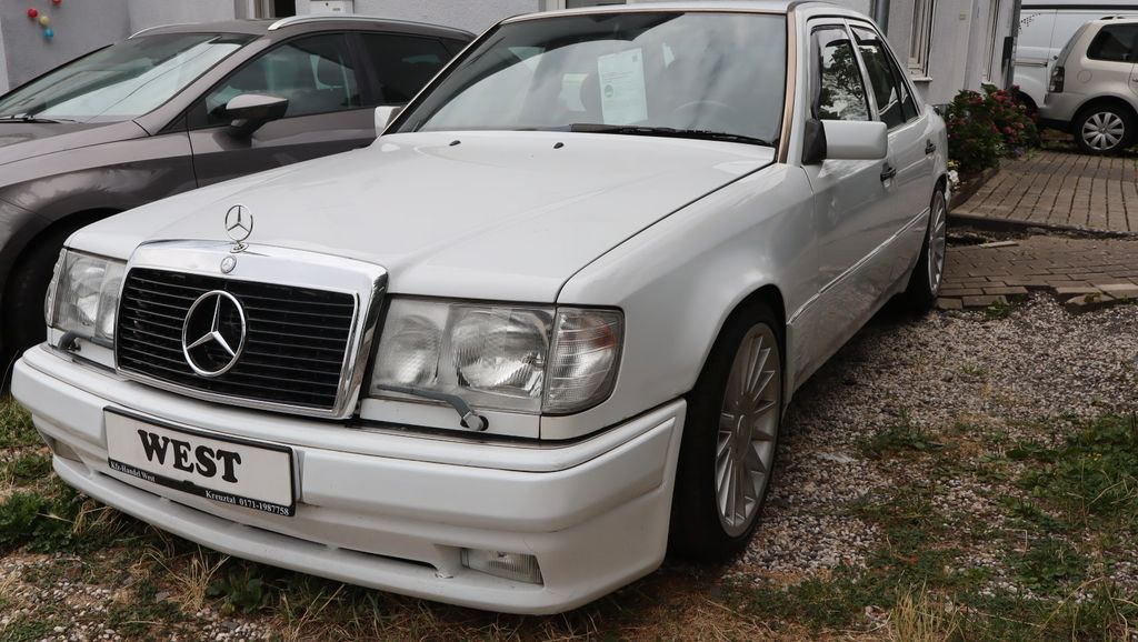 Bild des Angebotes Mercedes-Benz 300 D Komplett Carlson Umbau Klima SSD Standhzg