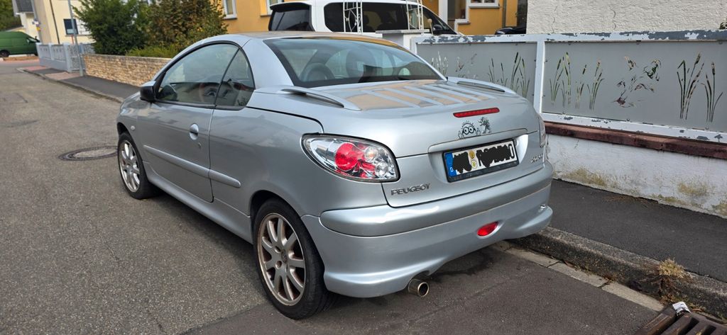 Bild des Angebotes Peugeot 206 CC Platinum 135 Platinium